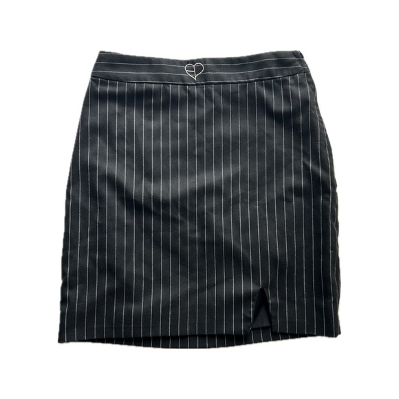 H&M DIVIDED X BlackPink Black / Pinstriped Skirt ( Size 0 ) - Picture 1 of 6